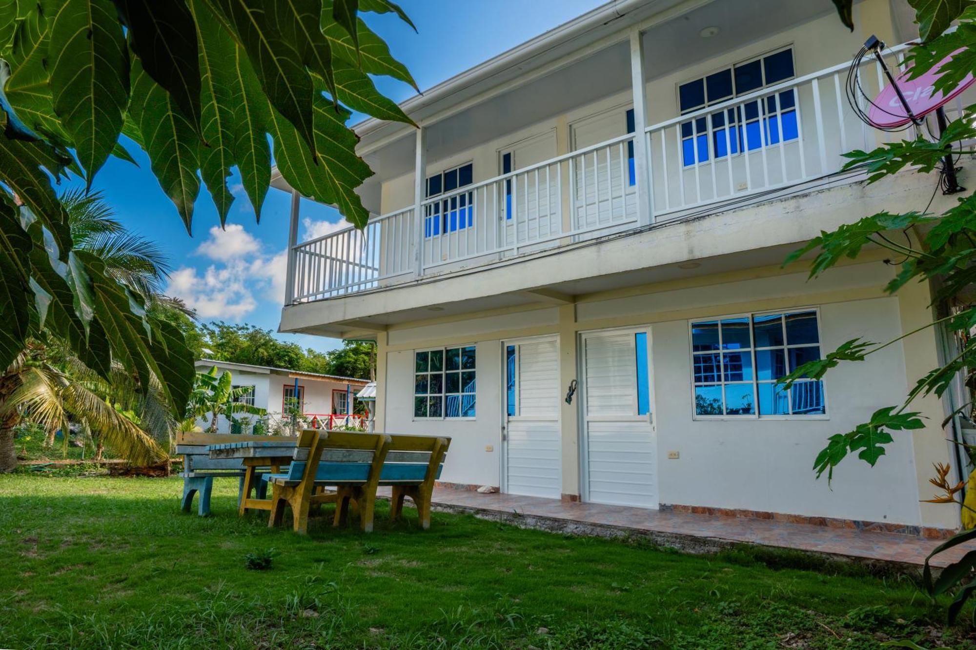 Posada Mango Tree Bahia Suroeste ภายนอก รูปภาพ